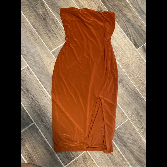 Halter dress w/split - Picture 1 of 2
